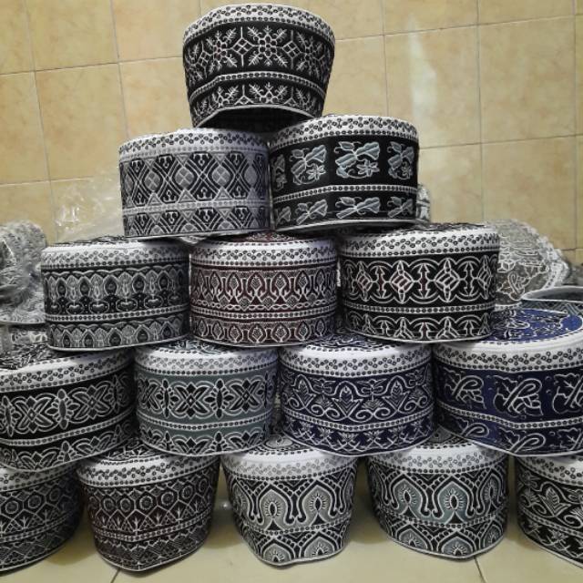 Peci oman banglades   assyarif