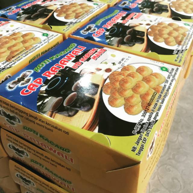 

ROTI KACANG CAP RAJAWALI
