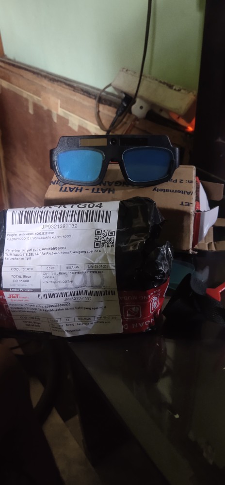 Kacamata Las Otomatis Auto Darkness