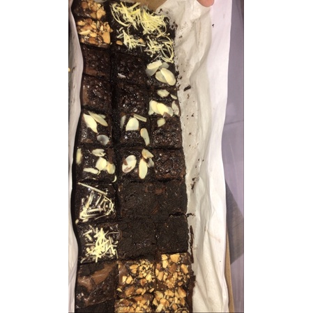 

Fudgy Brownies full topping
