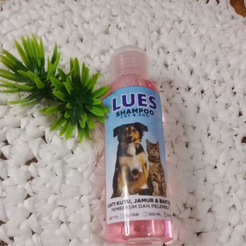 Shampoo kucing/anjing anti kutu dan jamur/rontok netto:100 ml