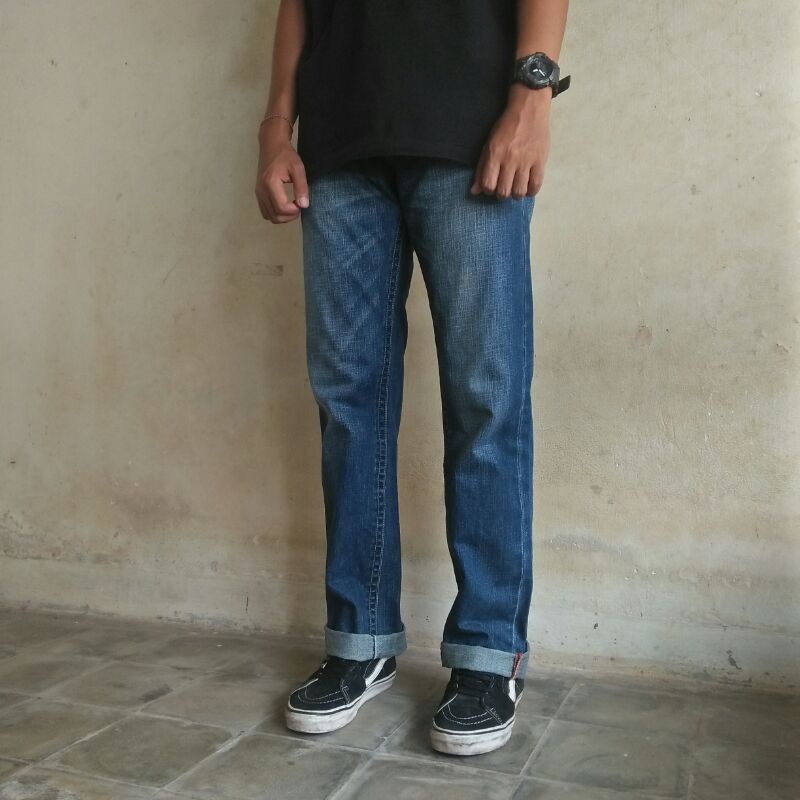 LP GET USED JEANS SECOND