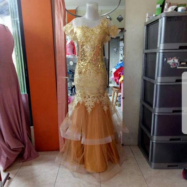 Duyung tile satin /baju penyanyi /singer /pesta /party