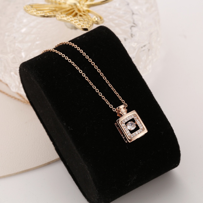 Kalung Liontin Berlian Bahan Stainless Steel Untuk Wanita N-22027