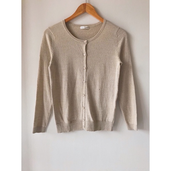 avv standard cardigan