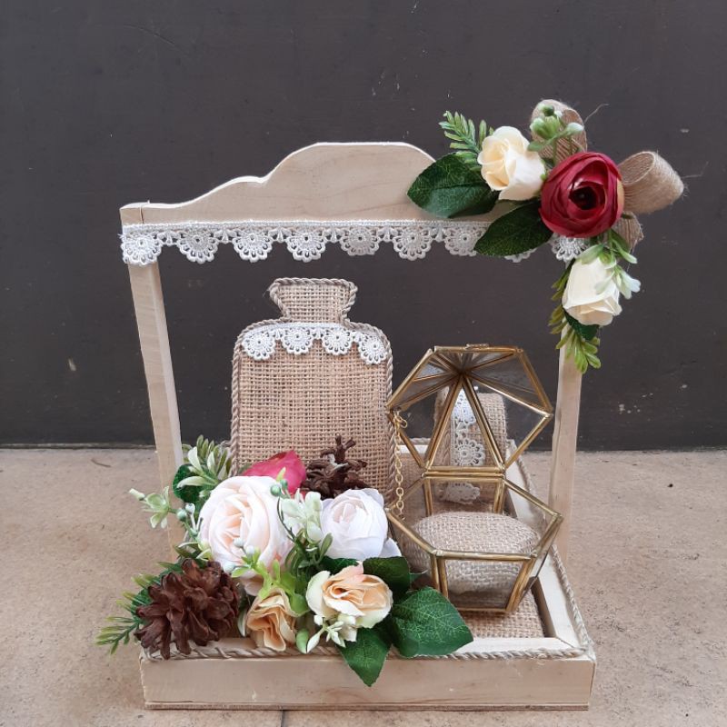 Tempat Perhiasan Mahar Rustic Terarium Bingkai
