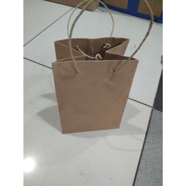 

Paper bag mug polos coklat tali kertas terlaris dan termurah isi 12pcs
