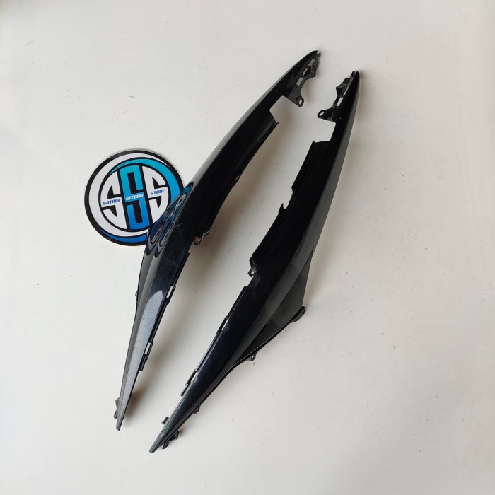 cover body bodi belakang yamaha xeon rc. xeon gt 125 4DD original
