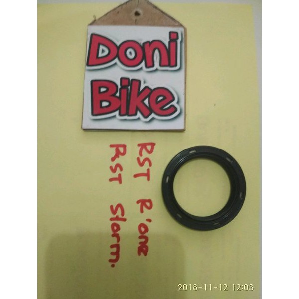 F 5 OIL SEAL  FORK RST R ONE dan STORM BAGIAN LUAR