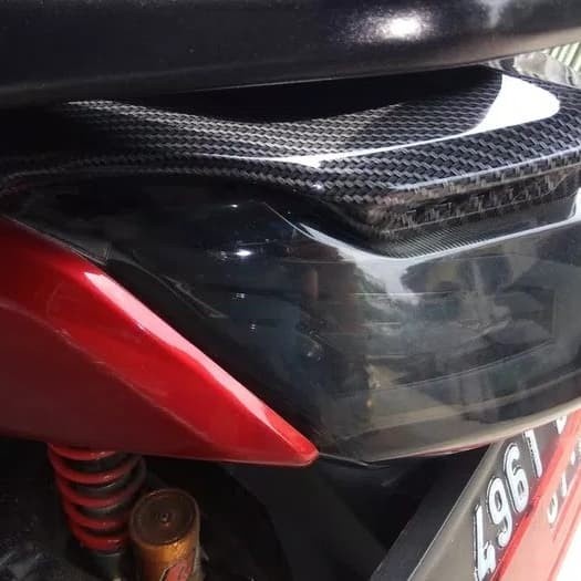 Ducktail Carbon Cover Atas Lampu Belakang Nmax Old 2015 2016 2017 2018 2019 Carbon Nemo Premium