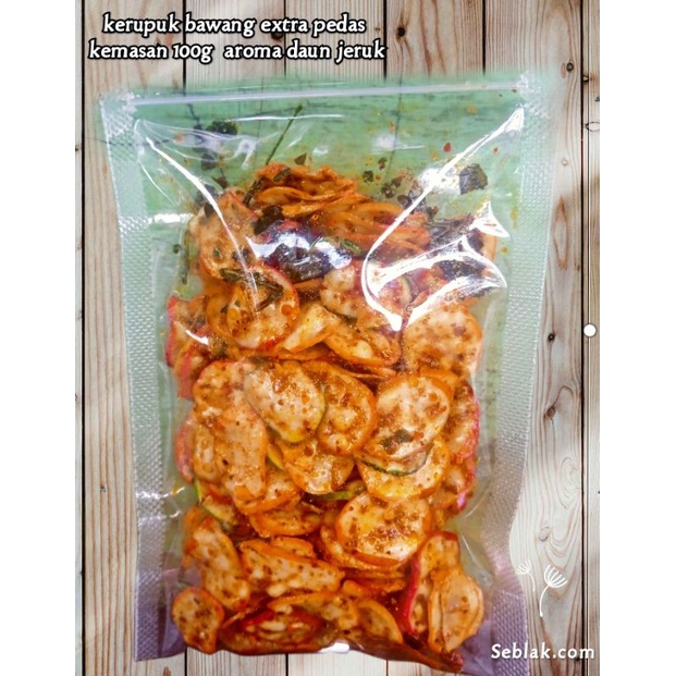 

kerupuk bawang extra pedas kemasan 100g aroma daun jeruk