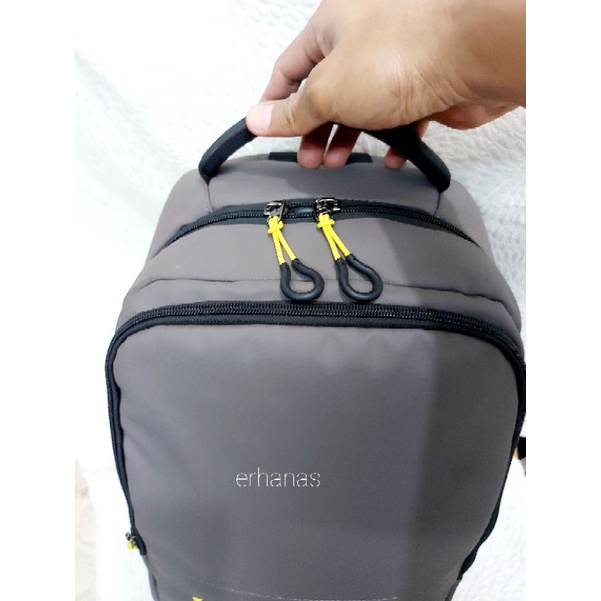 RANSEL PRESIDENT 008 TAS LAPTOP PORT USB