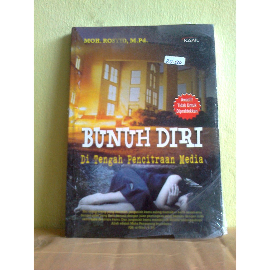Buku Bunuh Diri di Tengah Pencitraan Media