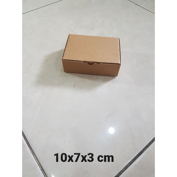 

Kardus Box uk. 10x7x3 cm Kotak Karton Die Cut