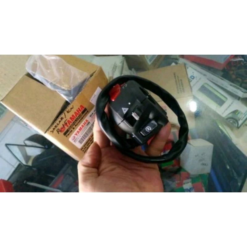 Saklar kanan R15 new VVA  yamaha original