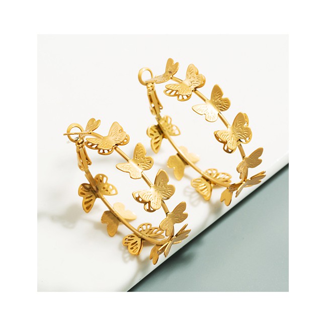 LRC Anting Tusuk Fashion Golden Butterfly Alloy Geometric Round Hollow Earrings K41937