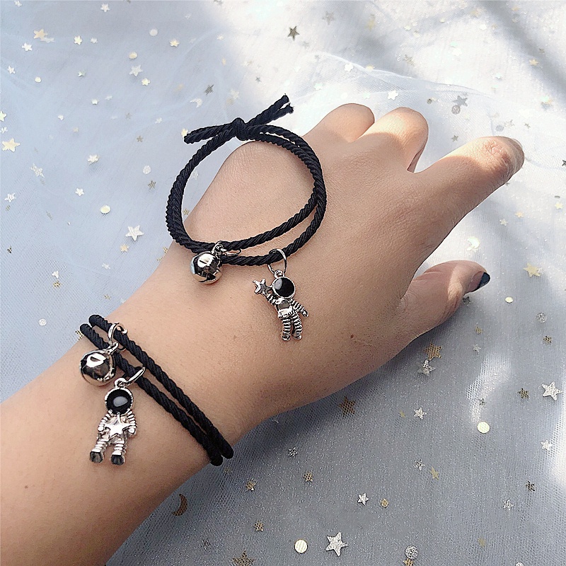 [✅READY STOCK] ❤️2 Pcs Gelang Couple Gelang Tali Karet Desain Astronot Untuk Pria Dan Wanita Gelang Couple COD Bracelets Fashion Simple Penjualan Panas Mode