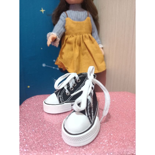 Sepatu Disney Animator