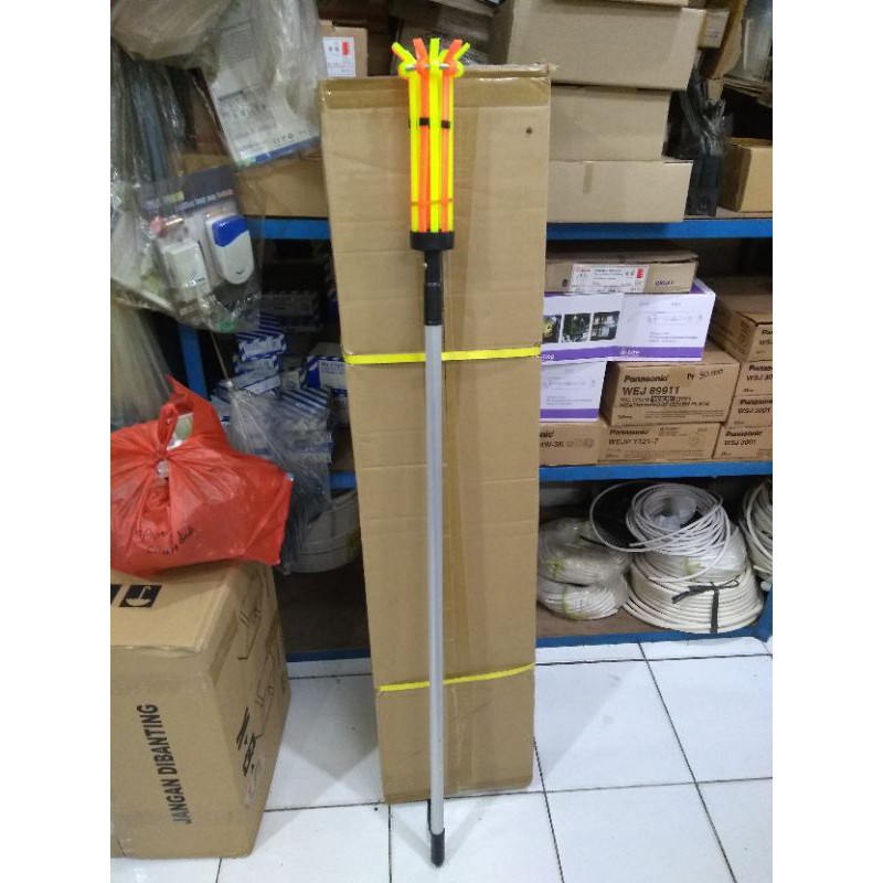 Tongkat Pemasang Lampu Stik Pemasang Untuk Lampu Jumbo Semua Jenis Lampu