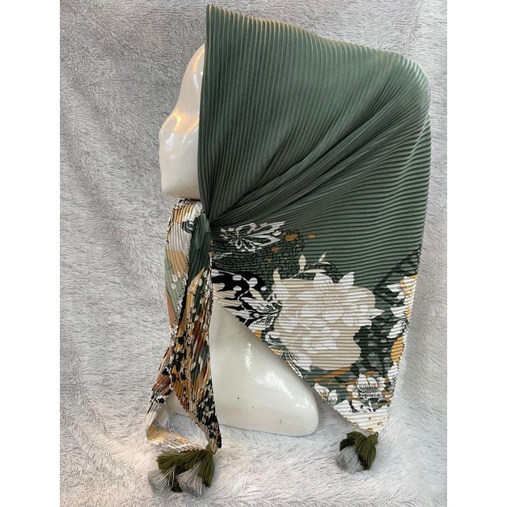 SEGIEMPAT PLISKET MOTIF DENAY 2021 TERBARU  POM-POM JILBAB / HIJAB SEGIEMPAT PLISKET JAMBUL TASEL CA