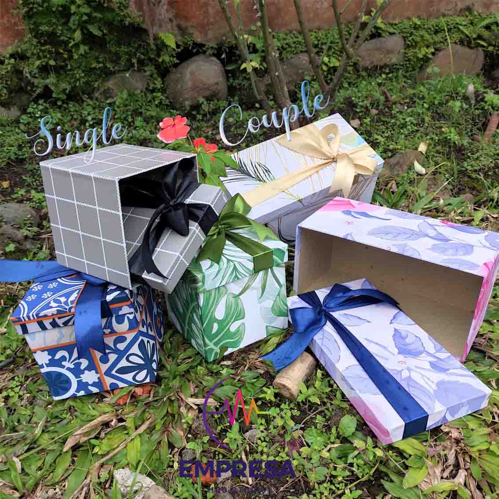 

Gift Box Kotak Kado bahan hardbox pita Hadiah Hampers