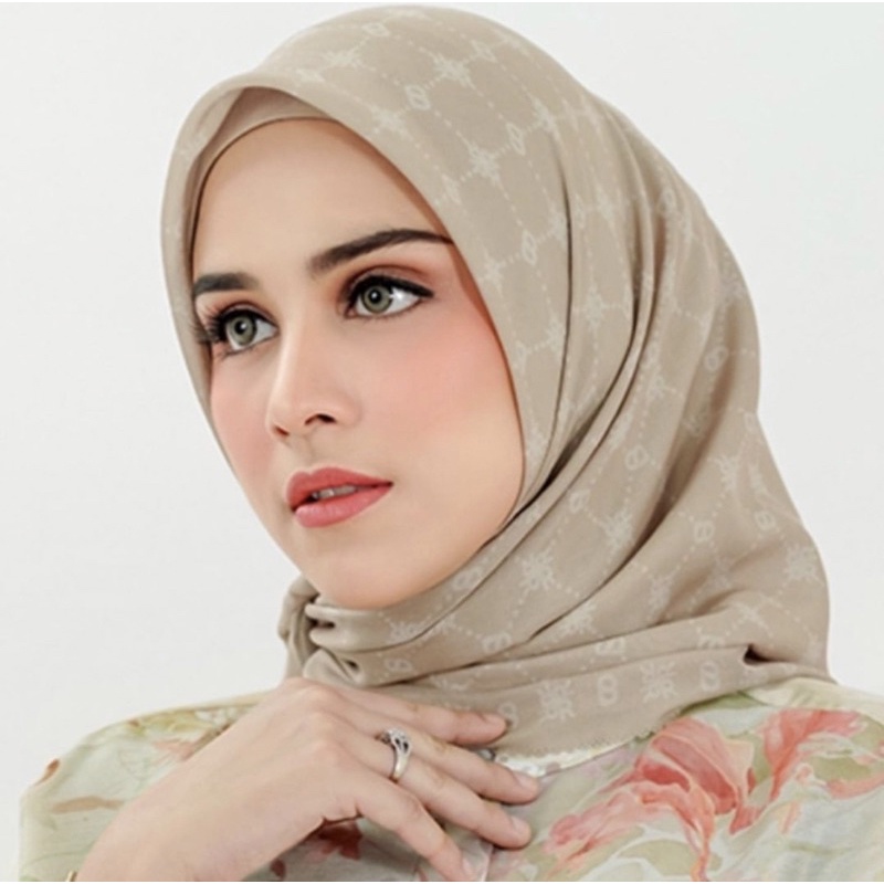 Xanadu scarf Riamiranda x Buttonscarves