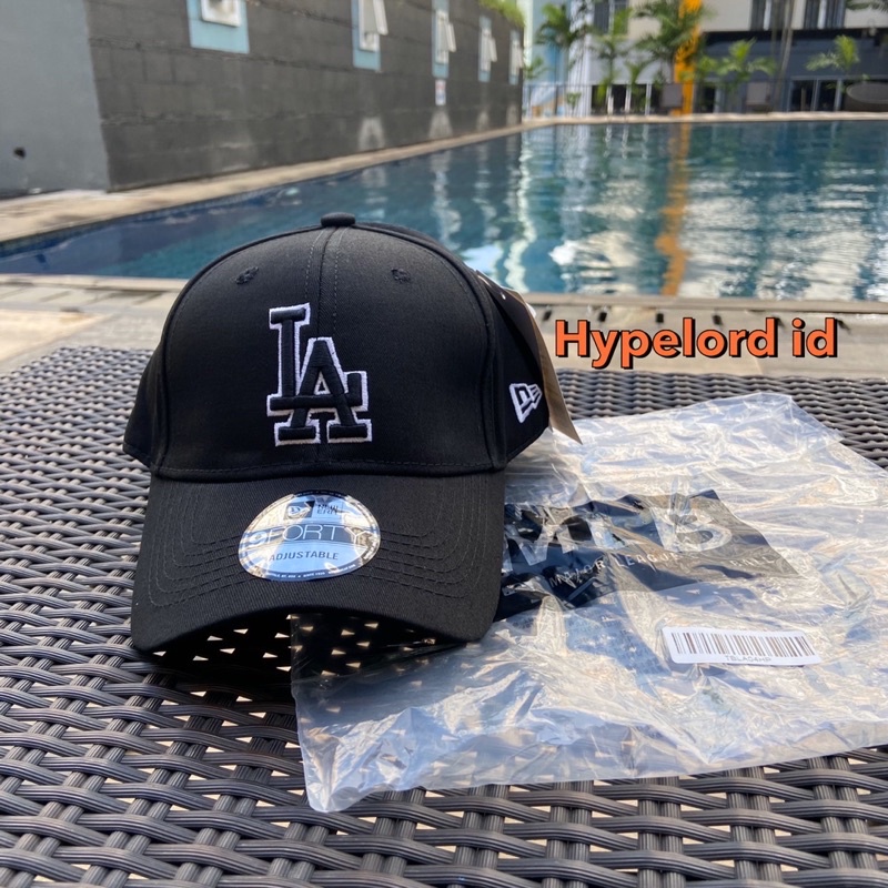 Topi Ny Newyork cap LA hitam logo hitam list putih