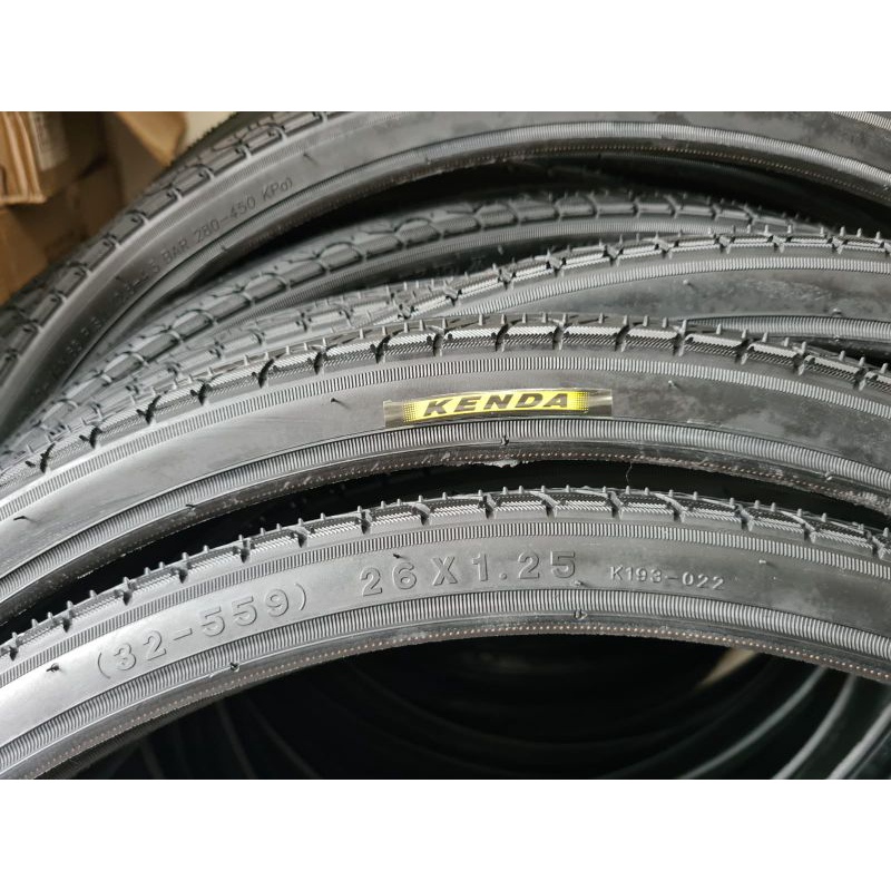Ban Luar Kenda 26x1.25 k193