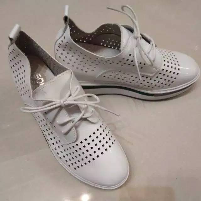 Sepatu Wedges Sofiya