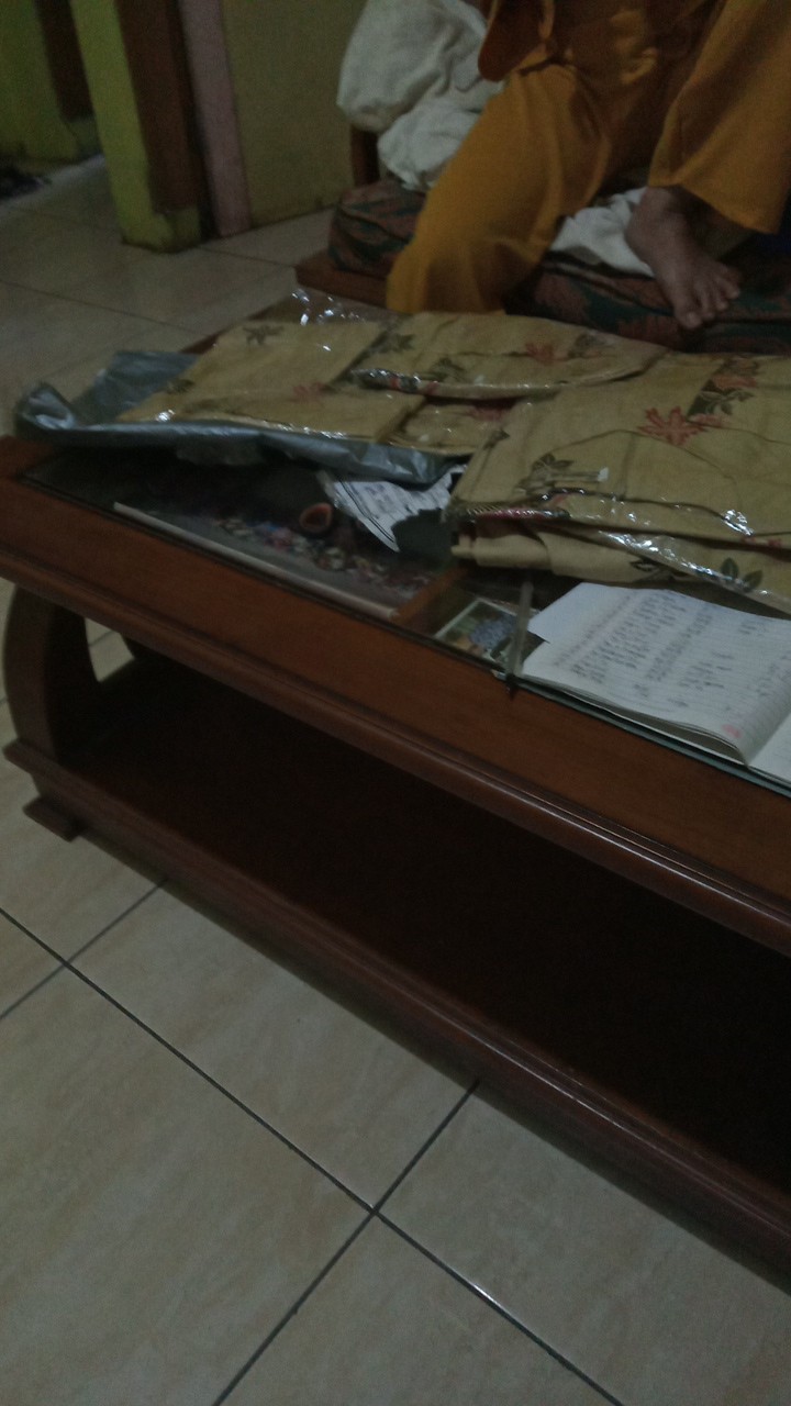 Atasan Batik Dolby Dolbi Dobby Doby Tenun Sutra Tulis Halus Katun Atbm Baron ,sarombit Atasan Dengan