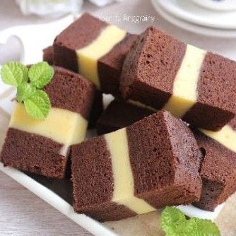 300gr Bianca Lotus Brownies Premix (tepung instan untuk brownies panggang dan kukus)