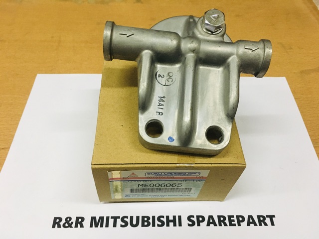 BRACKET FUEL FILTER COLT DIESEL / CANTER ME006065 ORIGINAL