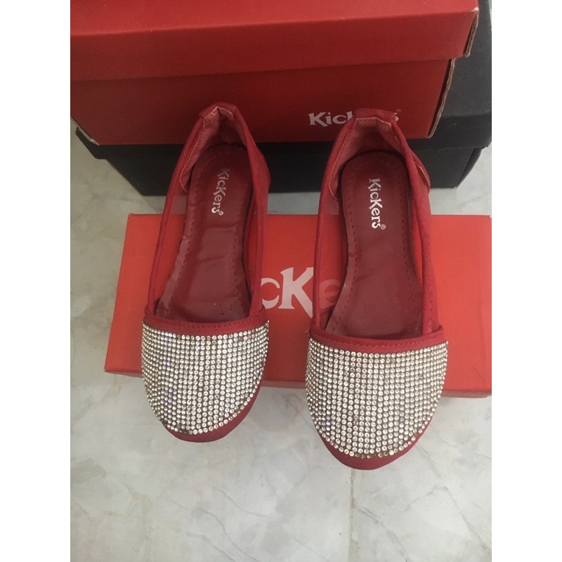 Preloved Sepatu pesta anak perempuan Kickers 3-4 thn