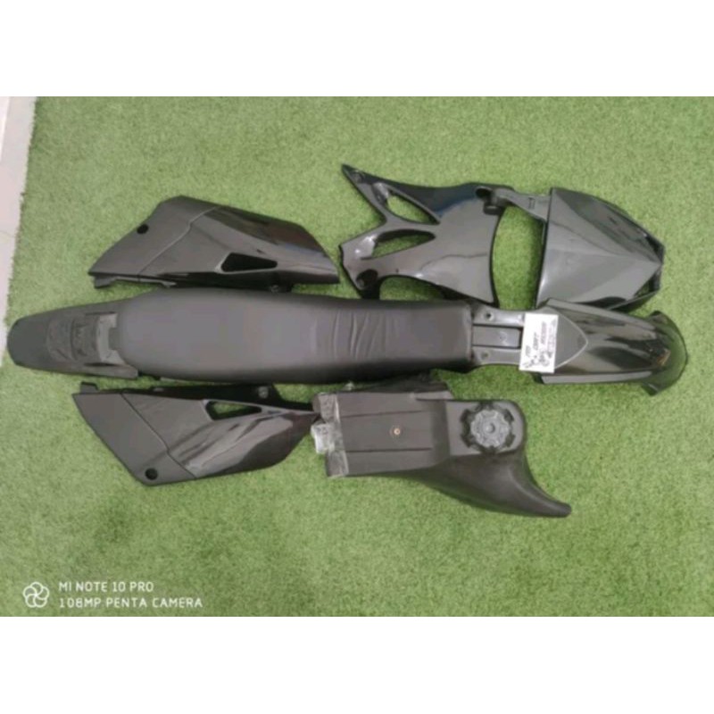 Bodyset Fullset Tangki jok YZ85 new Black
