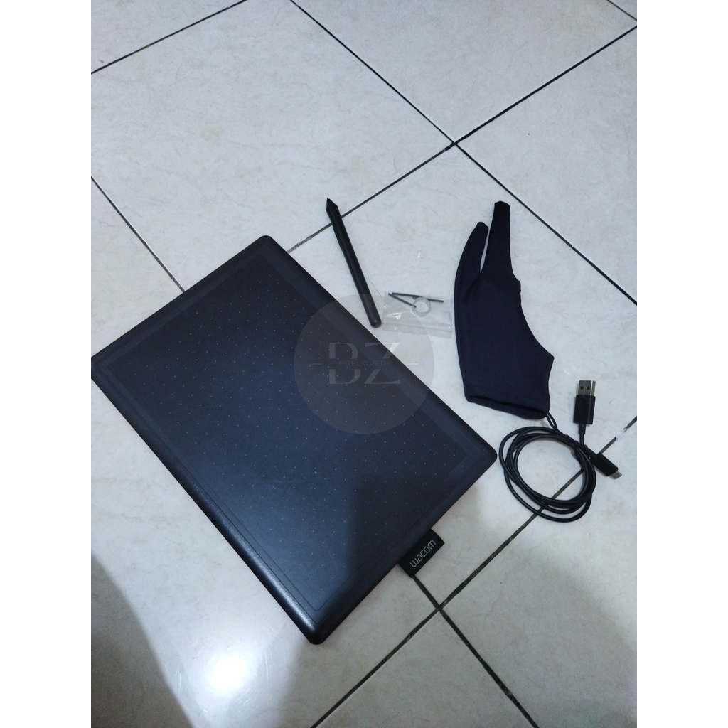 Wacom One CTL 672 Medium Creative Pen Tablet PRELOVED BEKAS SECOND