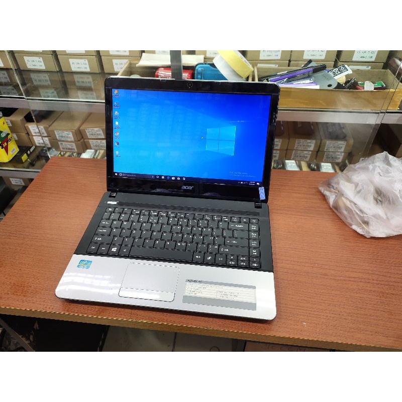 Laptop Acer  RAM 4GB SSD 128GB Laptop bagus siap pakai untuk kerja Kuliah Sekolah SD SMP SMA kantoran ZOOM ada kamera