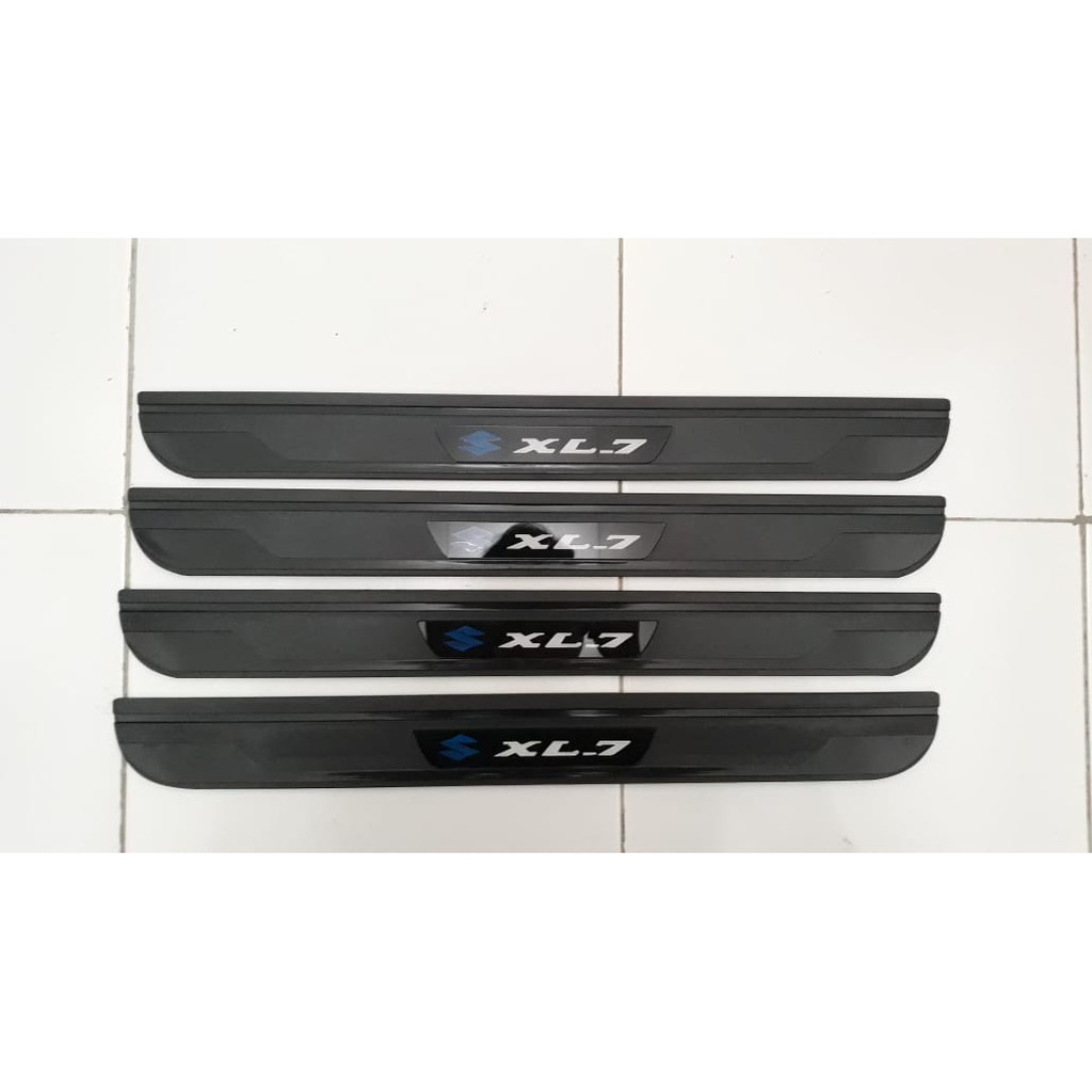 Sill Plate Sillplate Samping Suzuki XL7 XL 7