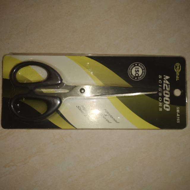 

Gunting Baja M2000 16CM