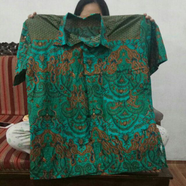 Hem Cowok Naga Hijau Seragam