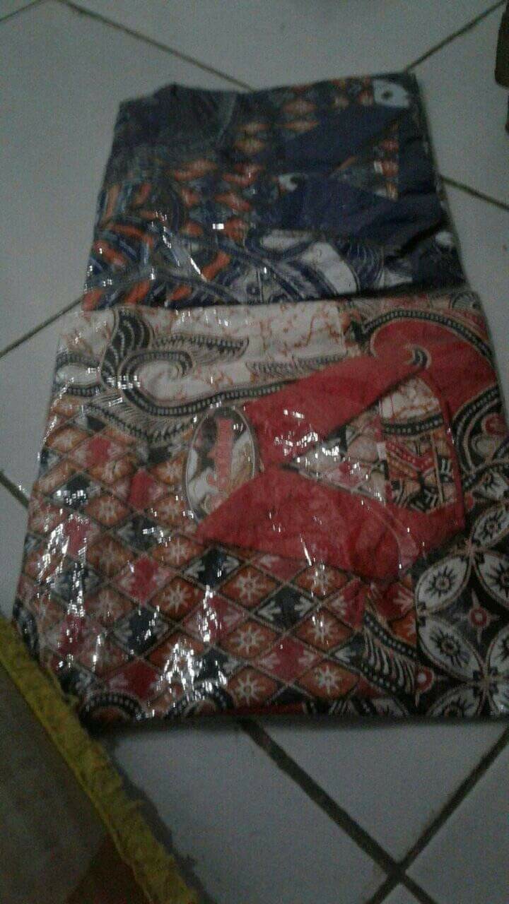 Hem Batik Pria Lengan Pendek Modern,kemeja Batik Pria Lengan Pendek,baju Batik Pria Terbaru