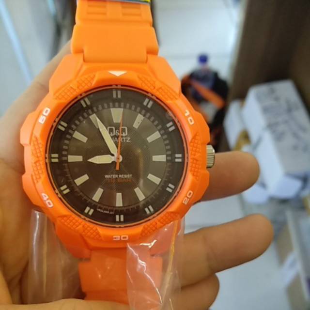 HOT PROMO ORIGINAL jam tangan pria unisex cewek / cowok  Q&amp;Q VR54j QQ analog VR-54 ori