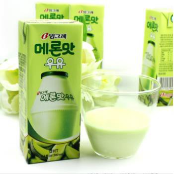 

Binggrae Susu Korea Rasa Melon (200ml)