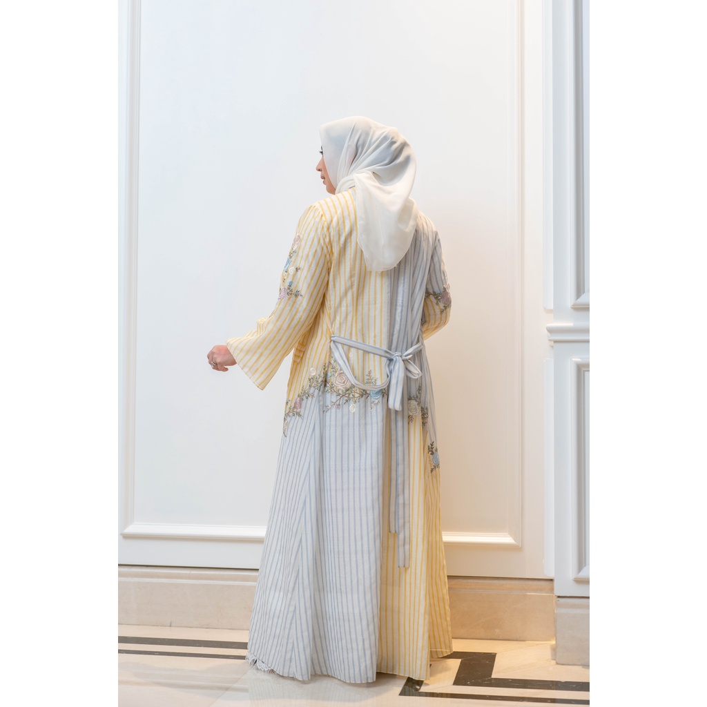 SOORA LONG COAT - AYU DYAH ANDARI