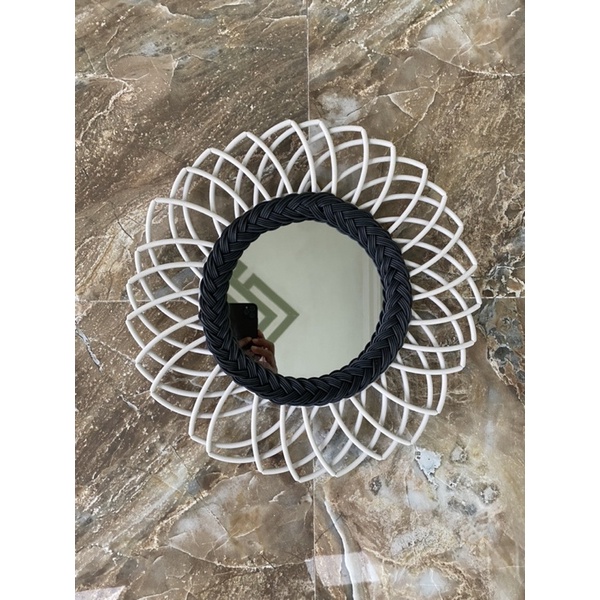 Kaca Cermin Dinding 20cm Anyaman Aesthetic Mirror Rotan Sintetis Kaca 20cm