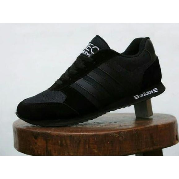 Sepatu Kets Sekolah Adidas Neo City Racer Full Hitam Black Pria Wanita