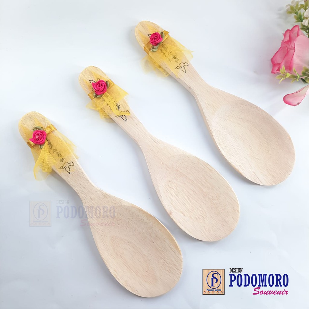 souvenir pernikahan centong nasi