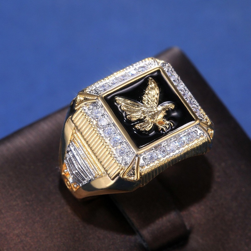 Cincin Desain Ukiran Elang Bahan stainless steel Gaya Eropa Dan Amerika Untuk Pria Dan Wanita