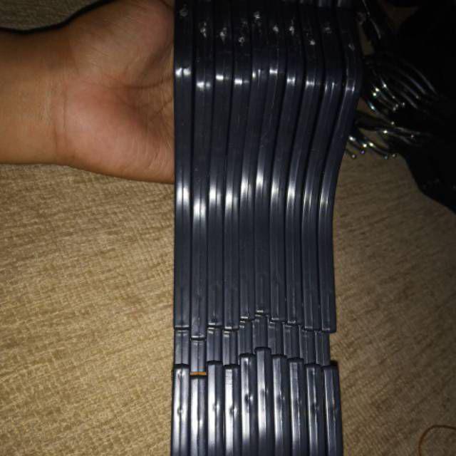 Gantungan Baju Hanger Laundry Mark Spencer Zara 485 Gigi 15 Blk /10 Pcs
