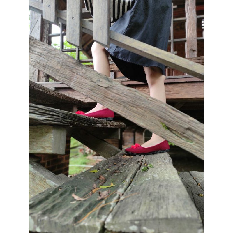 SEPATU WANITA FLAT SHOES CANTIK - HASTIA