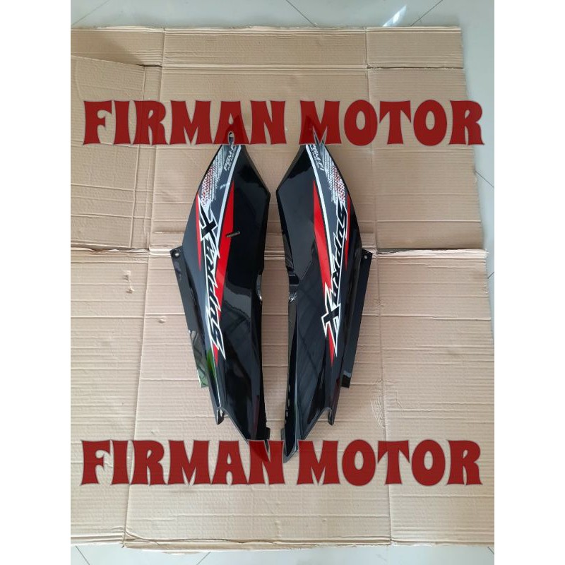 cover body belakang supra x 125 fi original hitam doff